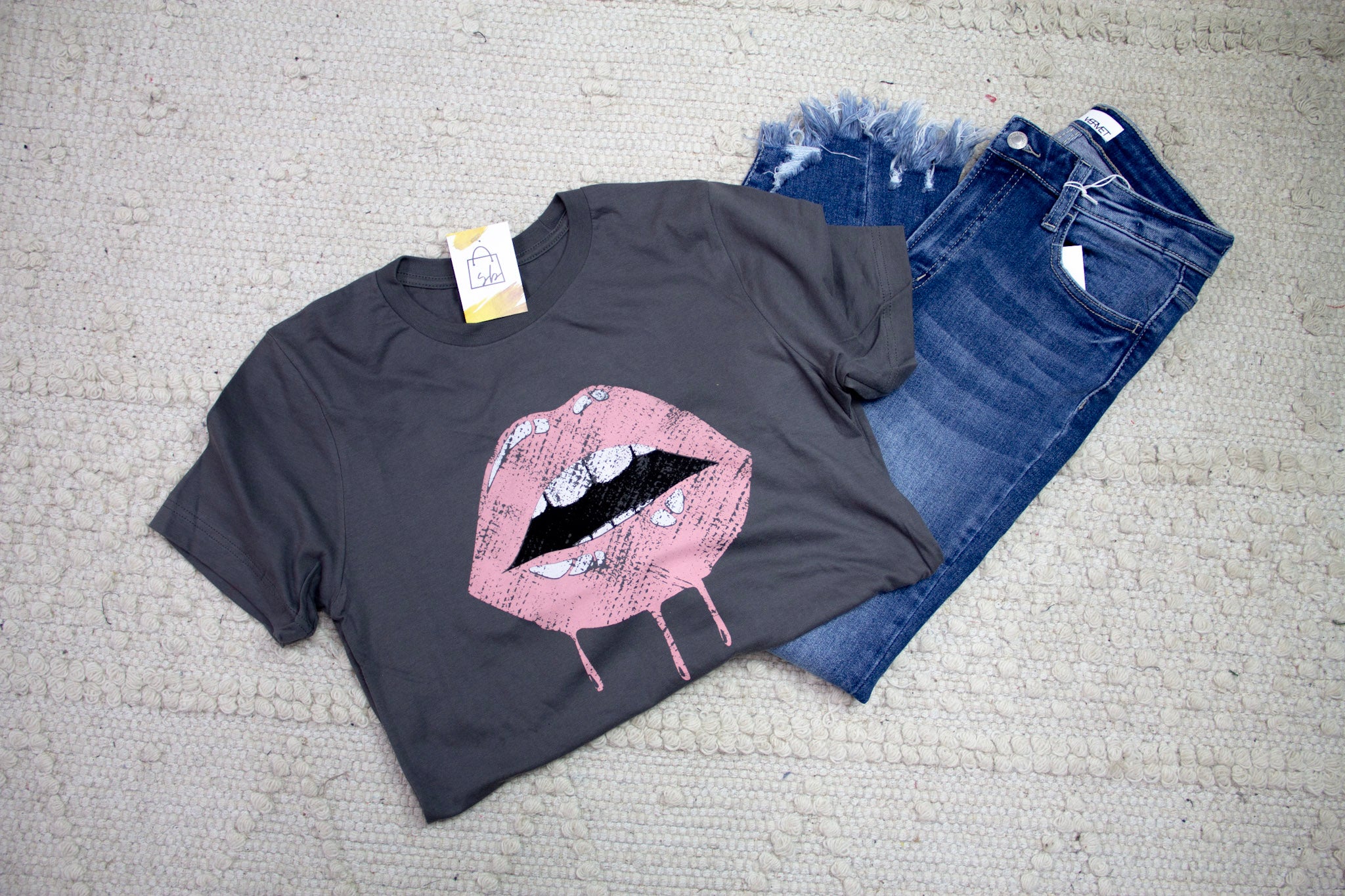 Melting Lips Tee